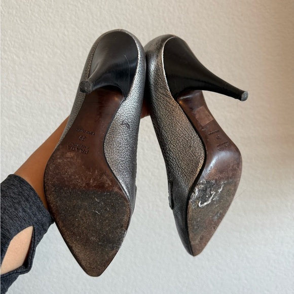 Prada y2k buckle gun-metal metallic pumps - Picture 5 of 9